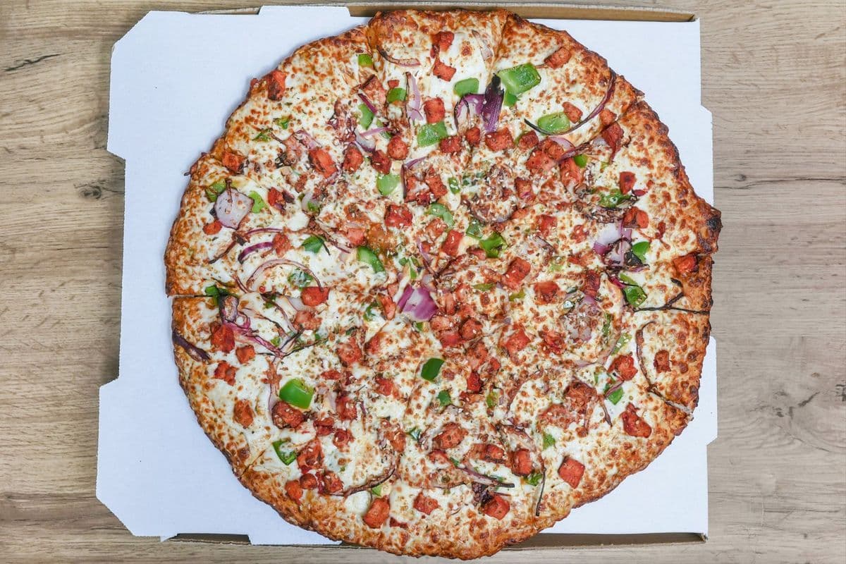 X-Large BBQ Chicken Pizza