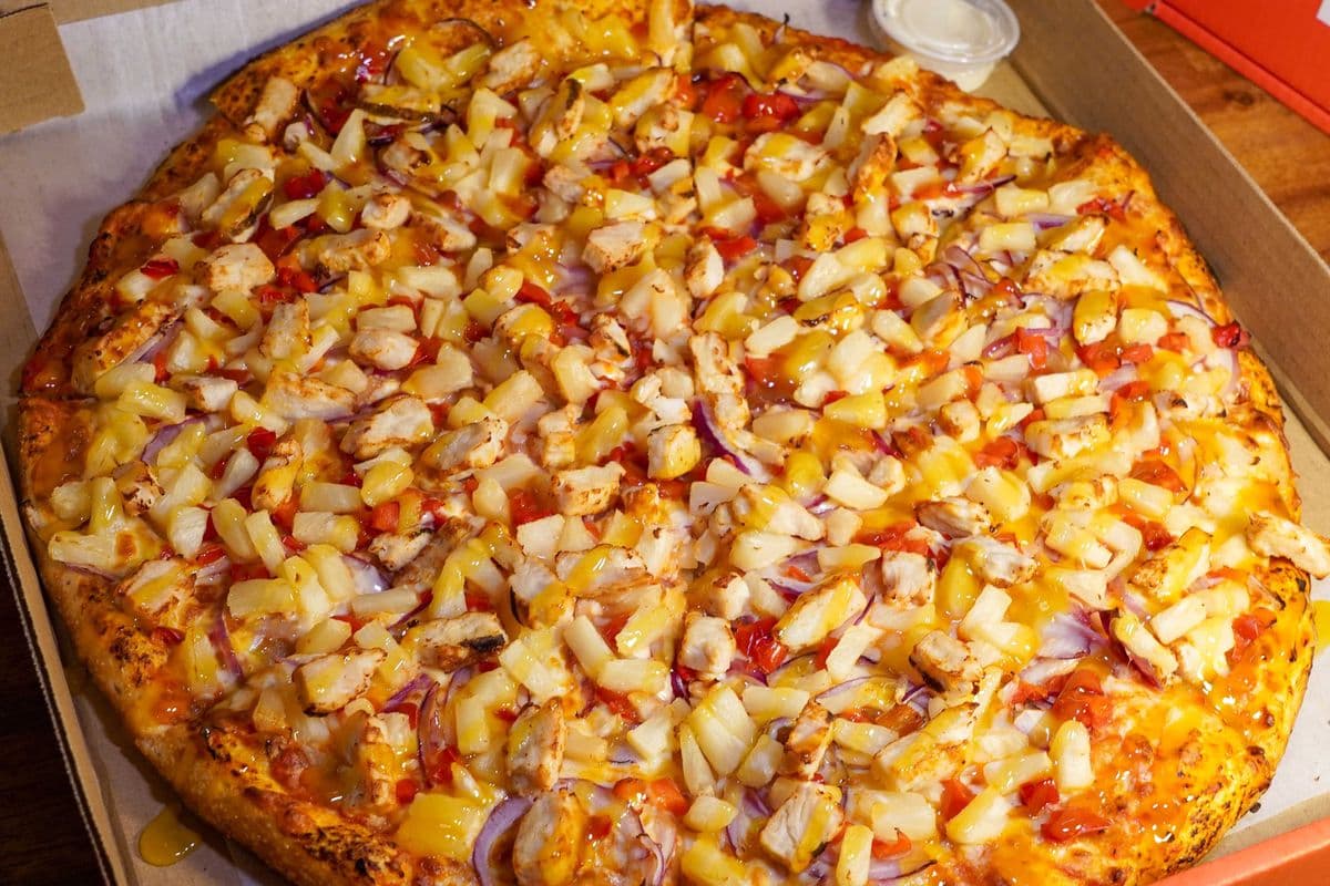 17" Honey Mustard Chicken (Extra-Large)
