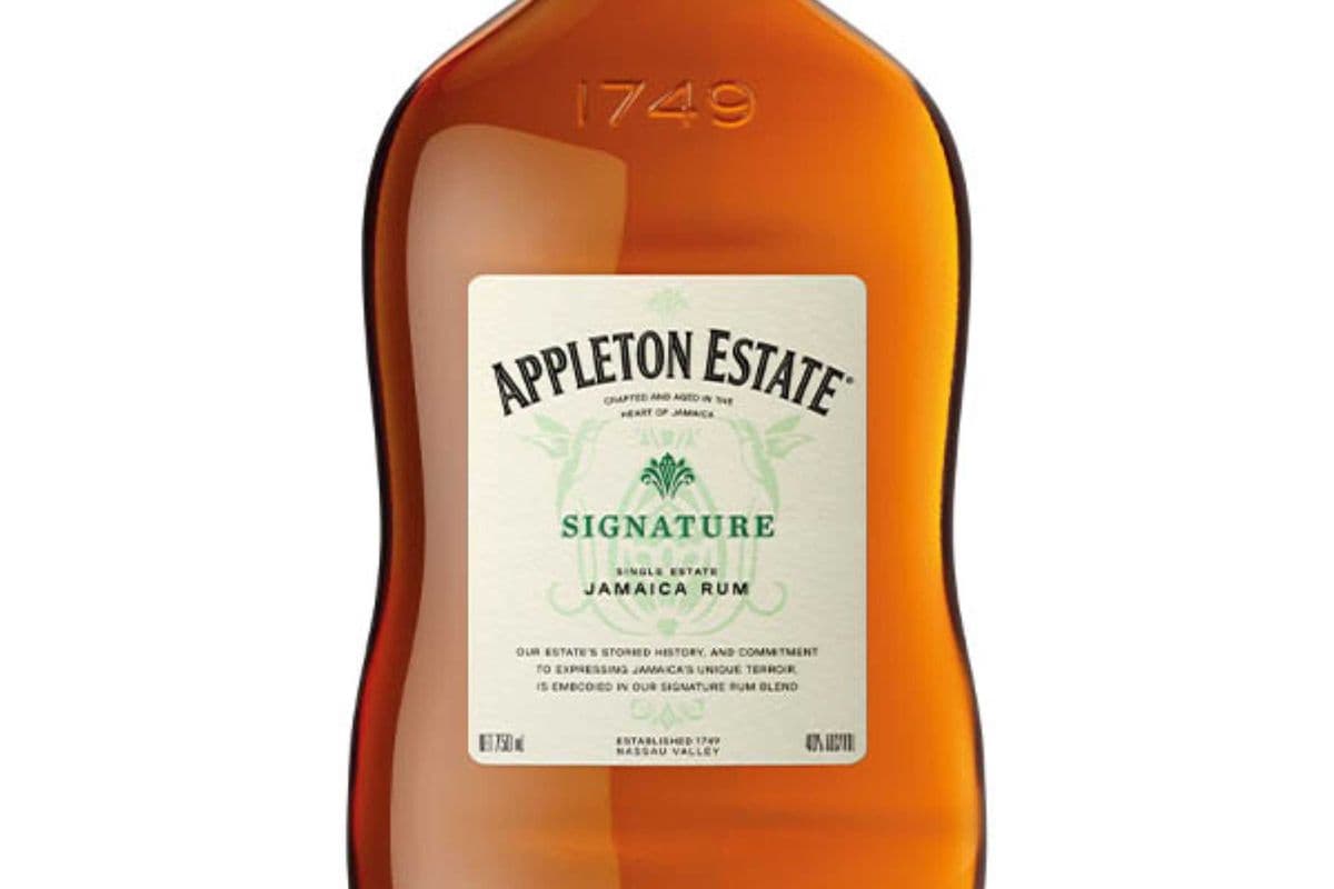 Appleton Estate Signature Blend (1 x 200 ml Bottle)
