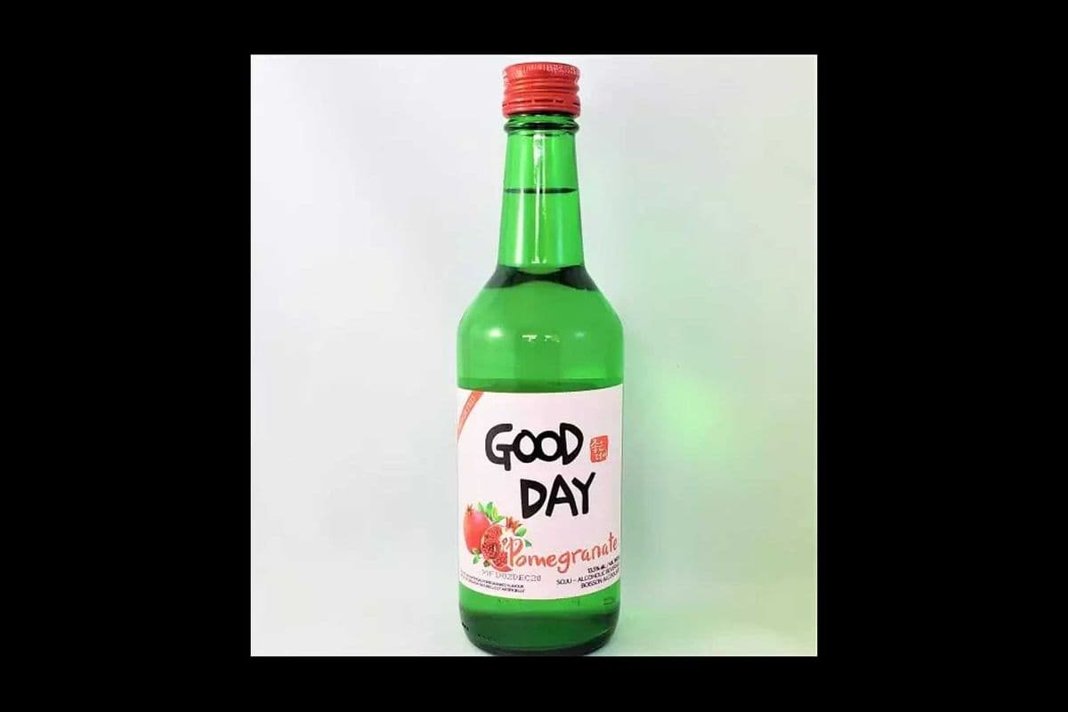 Goodday Soju Pomegranate (360 ml Bottle) (1 x 360ML)