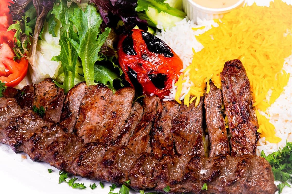 Soltani (Half Salad and Half Rice)