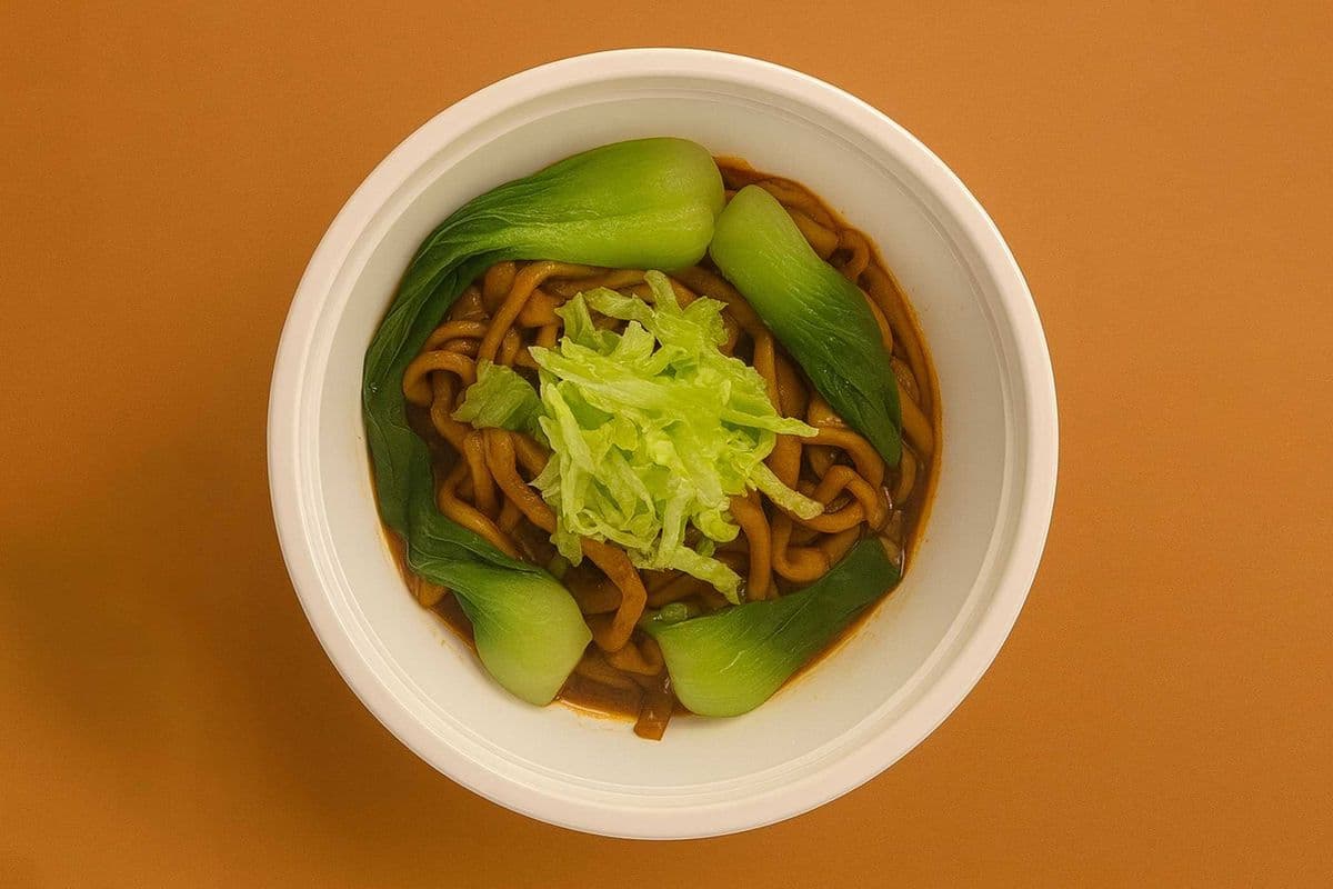 B4. Spicy Vegan Noodles 油泼面