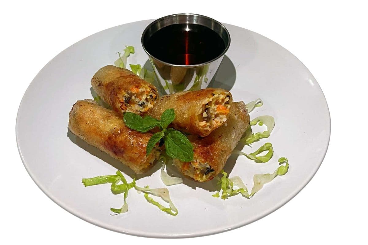 A4. Deep Fried Chicken and Shrimp Spring Rolls (2 rolls)