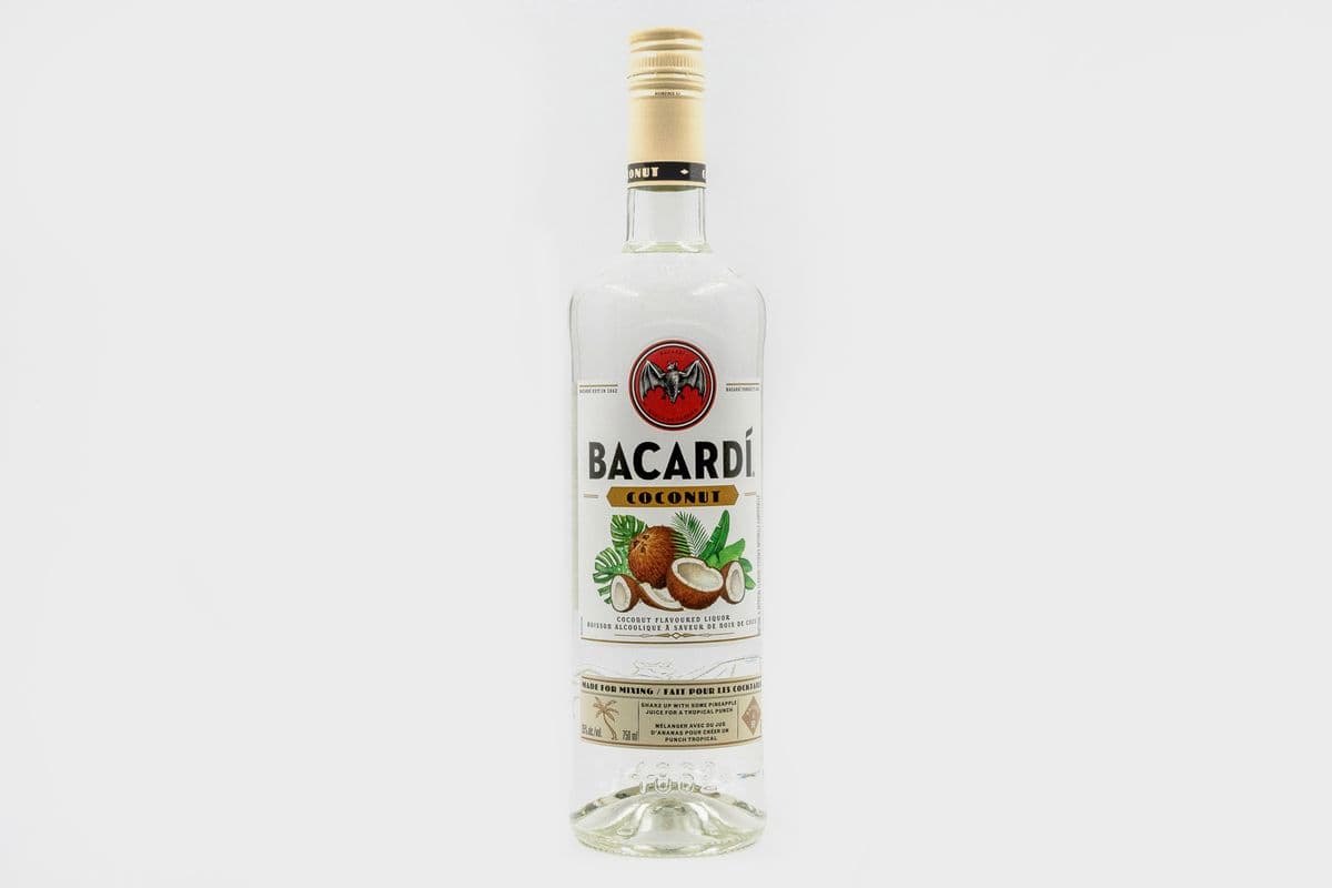 Bacardi Coconut 750ml (1 x 750mL)