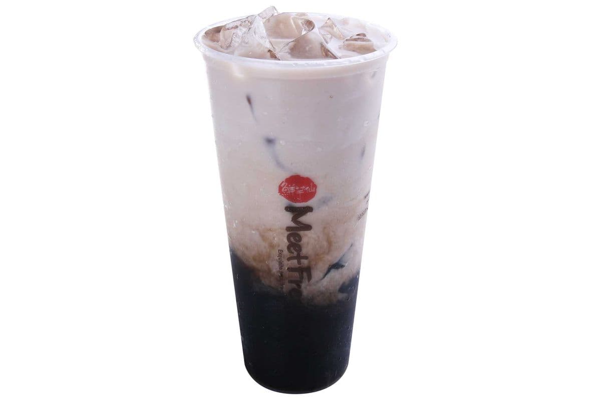 Herbal Tea with Fresh Milk and Grass Jelly