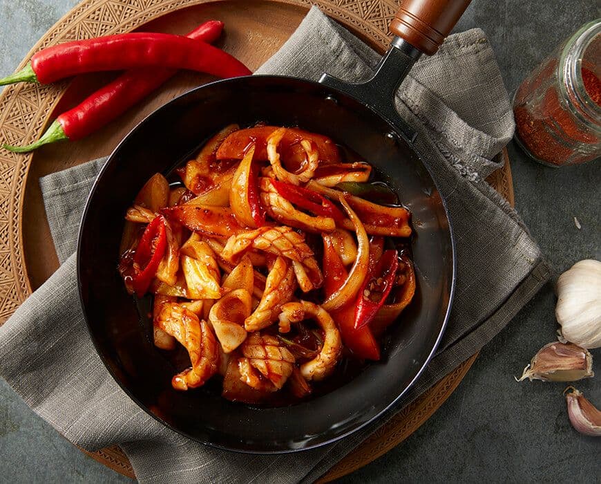 11. Sauté aux Clamar et Lègumes / Calamari and Vegetables Stir Fry (Ojing O Bokkum)