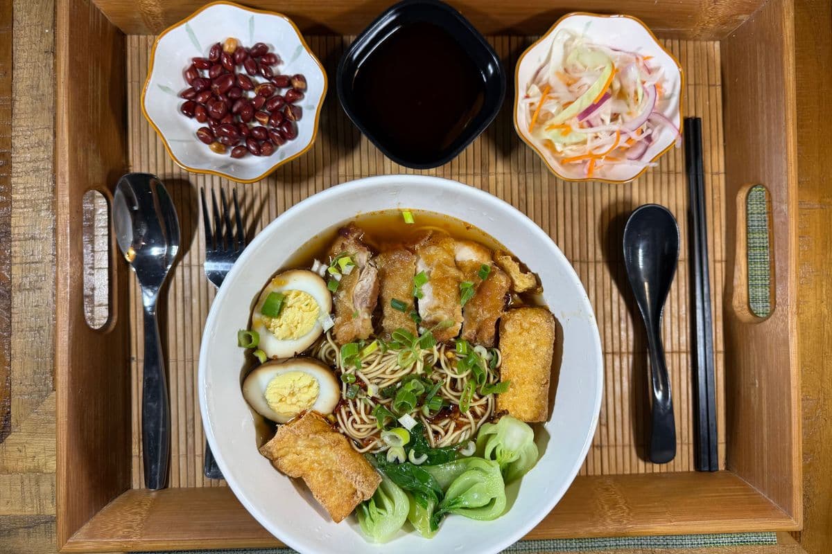 Feied Chicken Noodles