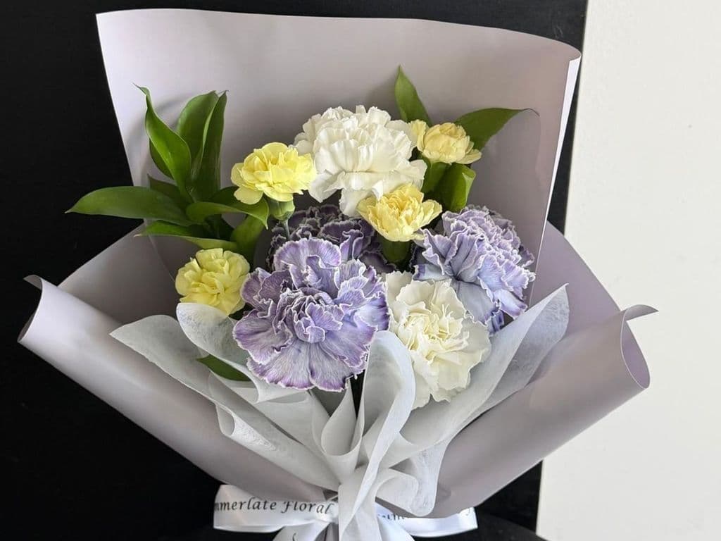 Flowers - Petite Carnation Bouquet (Purple Yellow)
