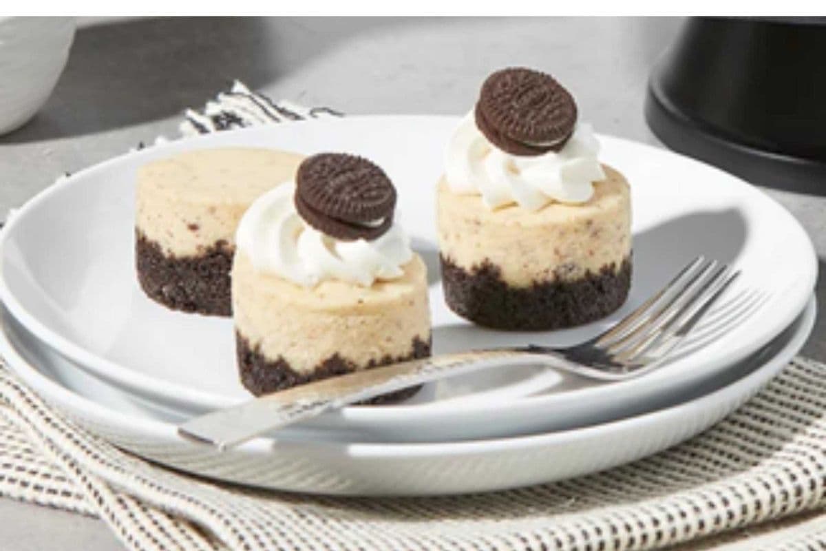 Mini Cookies & Cream Cheesecake (2')