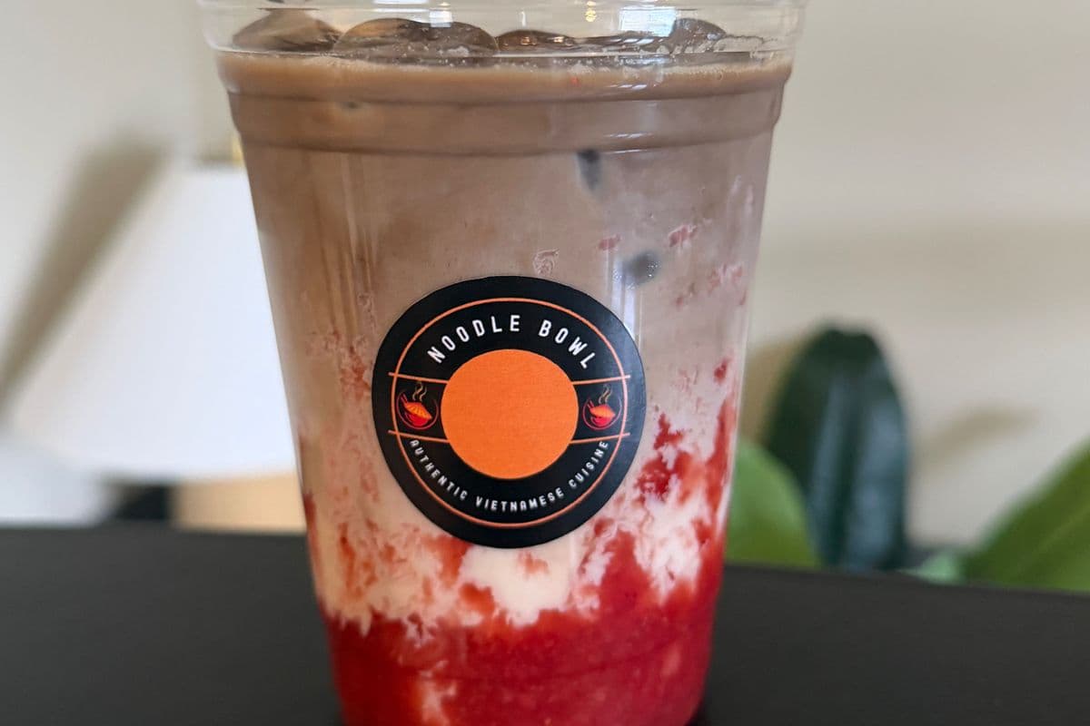 Strawberry Fuji Hojicha (450ml)