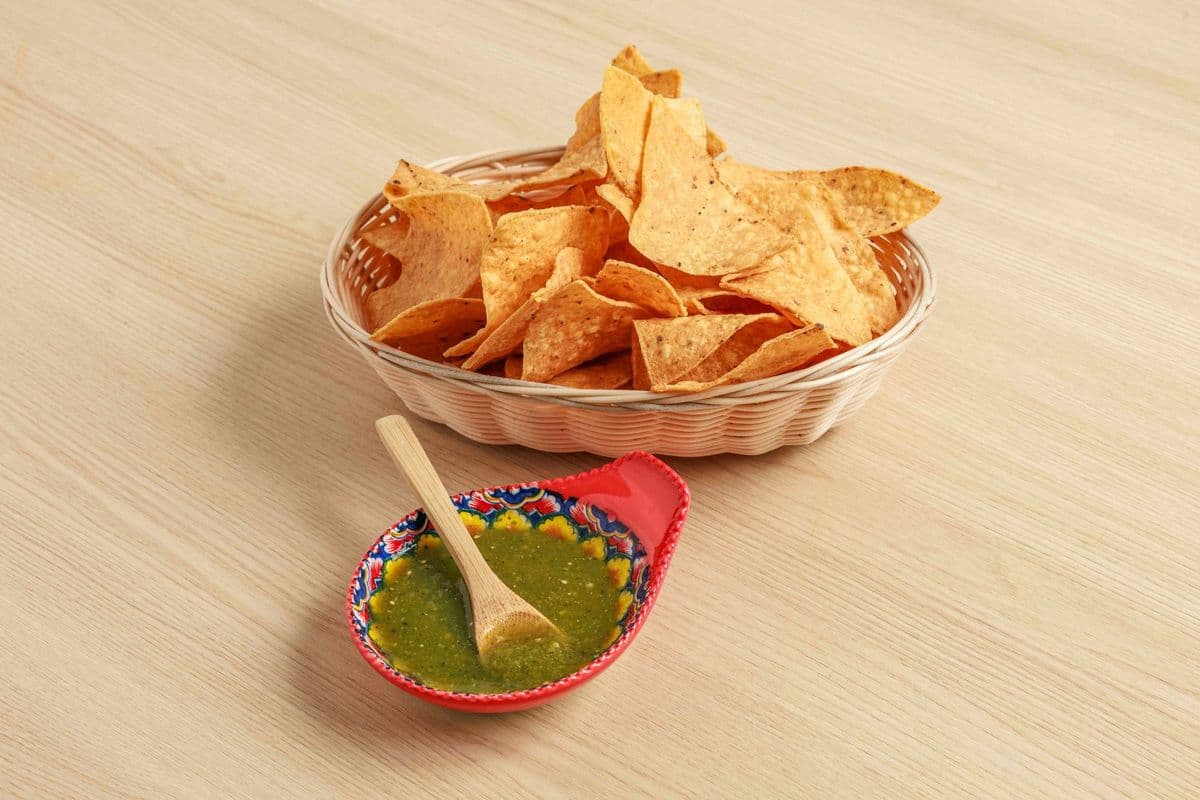 Homemade Tortilla Chips and Salsa