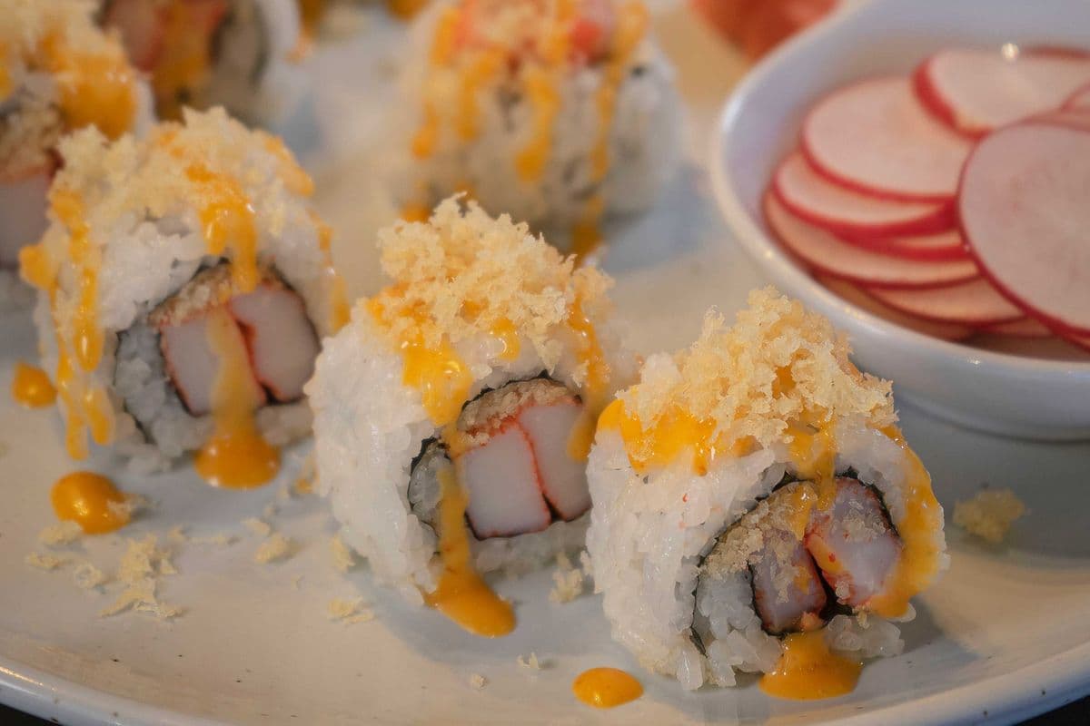 Spicy Crab Roll Combo