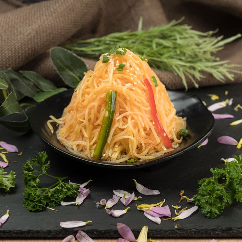 Shredded Potatoes Salad with Chilli and Garlic Sauce