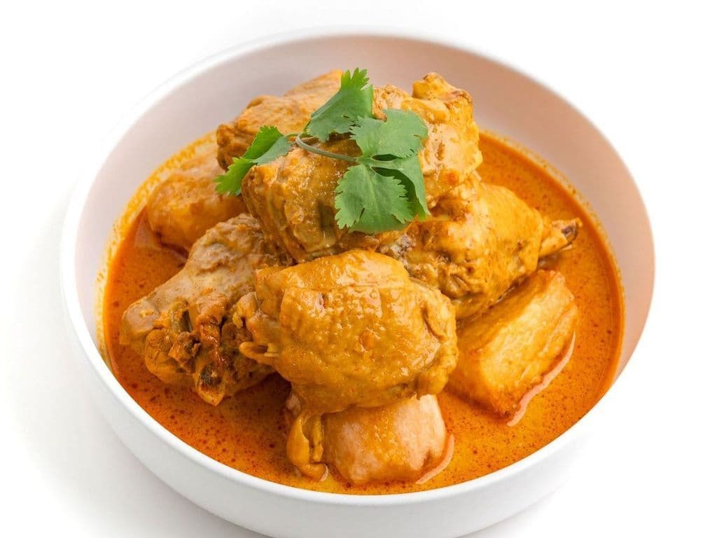 C2. Kari Ayam 马 拉 咖 喱 雞