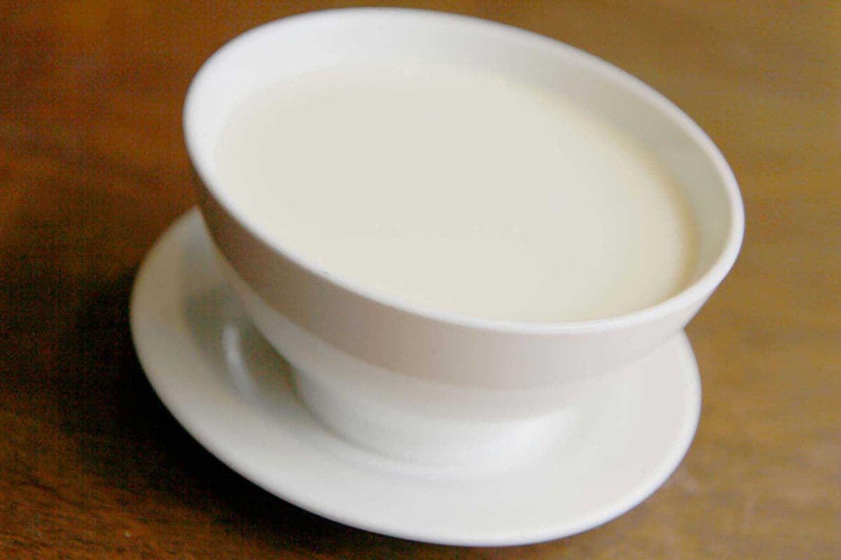 Hot SoyBean Milk (Sweet) 熱甜豆漿