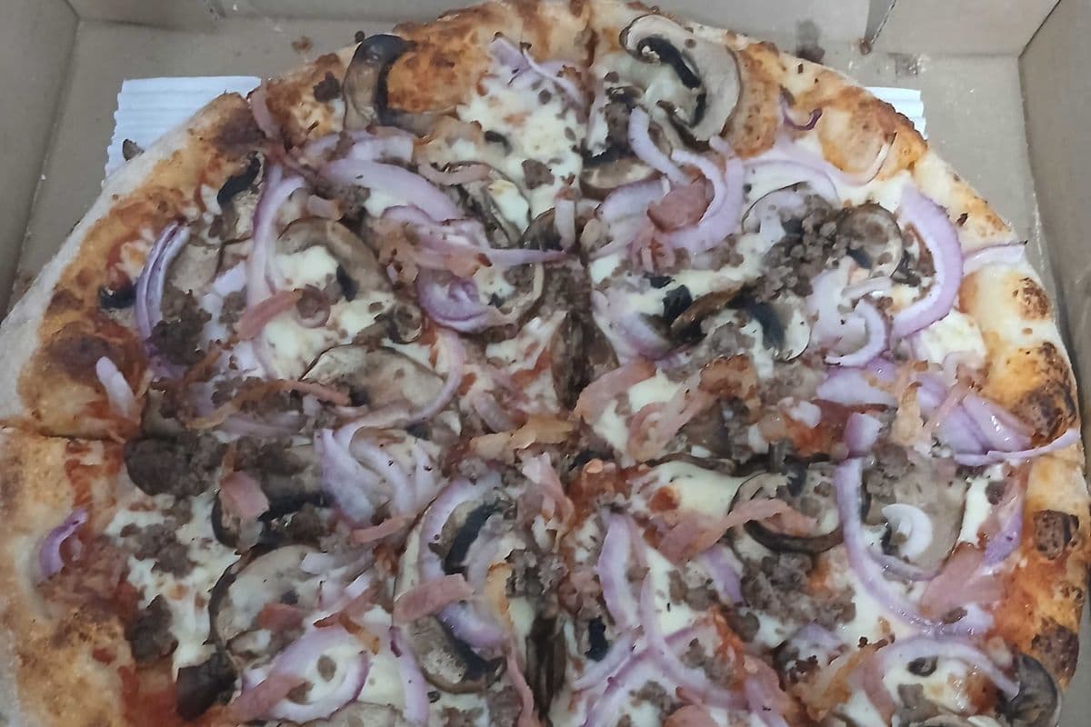 14. 12" Medium Carbonara Pizza