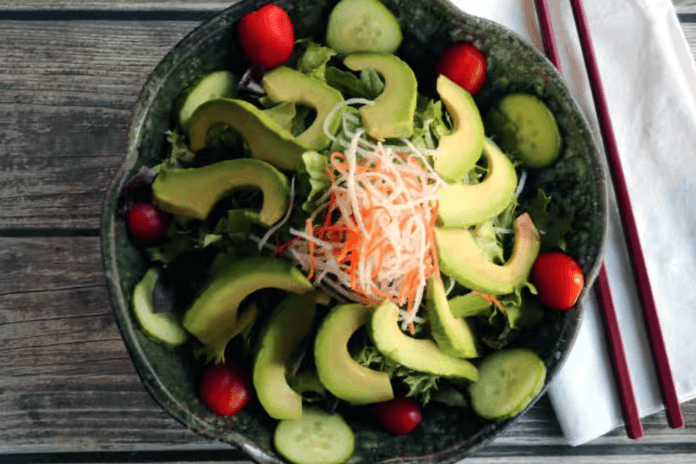 Avocado Garden Salad