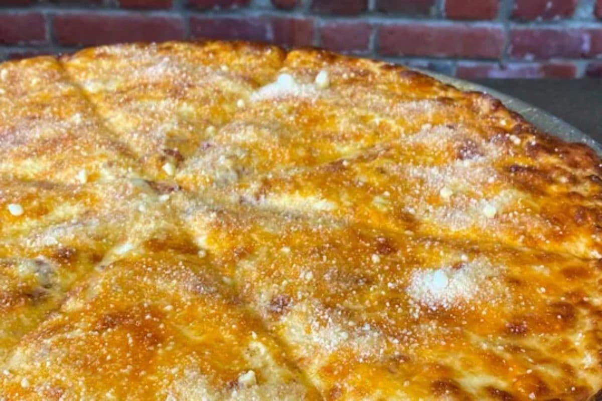 Large Lozza Mozza Four Cheese Classic Pizza