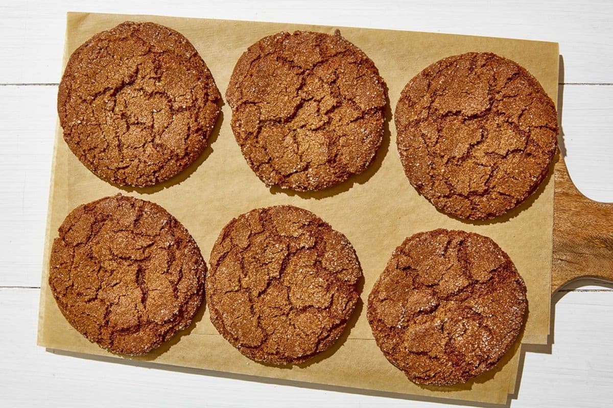 Ginger Molasses Cookie