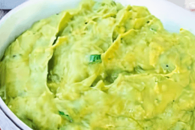 Scoop Guacamole