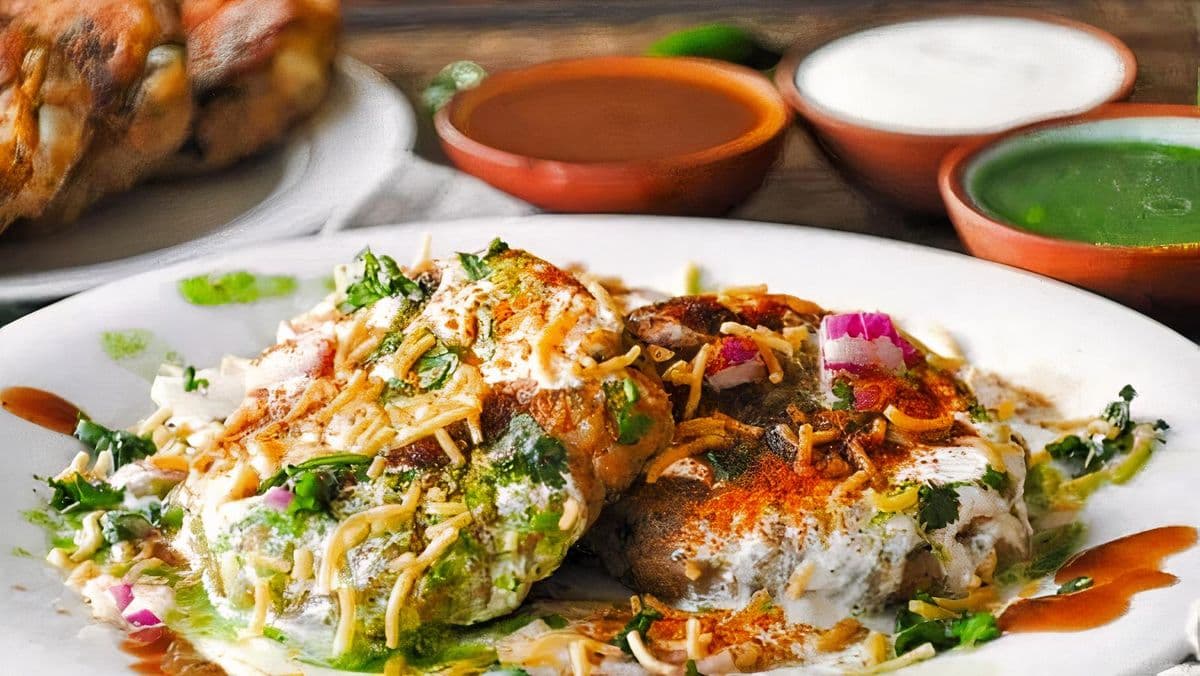 Aloo Tikki Chaat