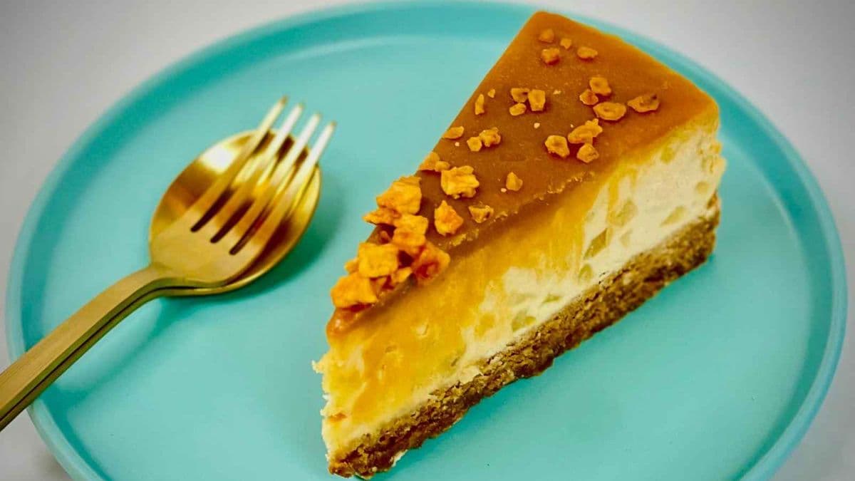Caramel Apple Cheesecake