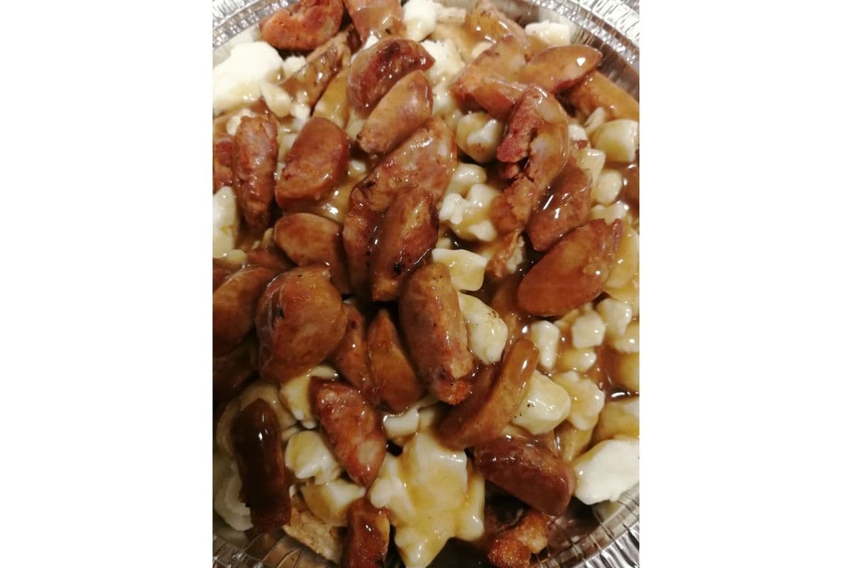 Poutine Saucisses Italienne / Poutine Sausage Italian