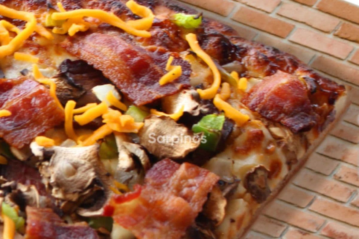 14" Philly Cheesesteak Pizza (Large (14"))