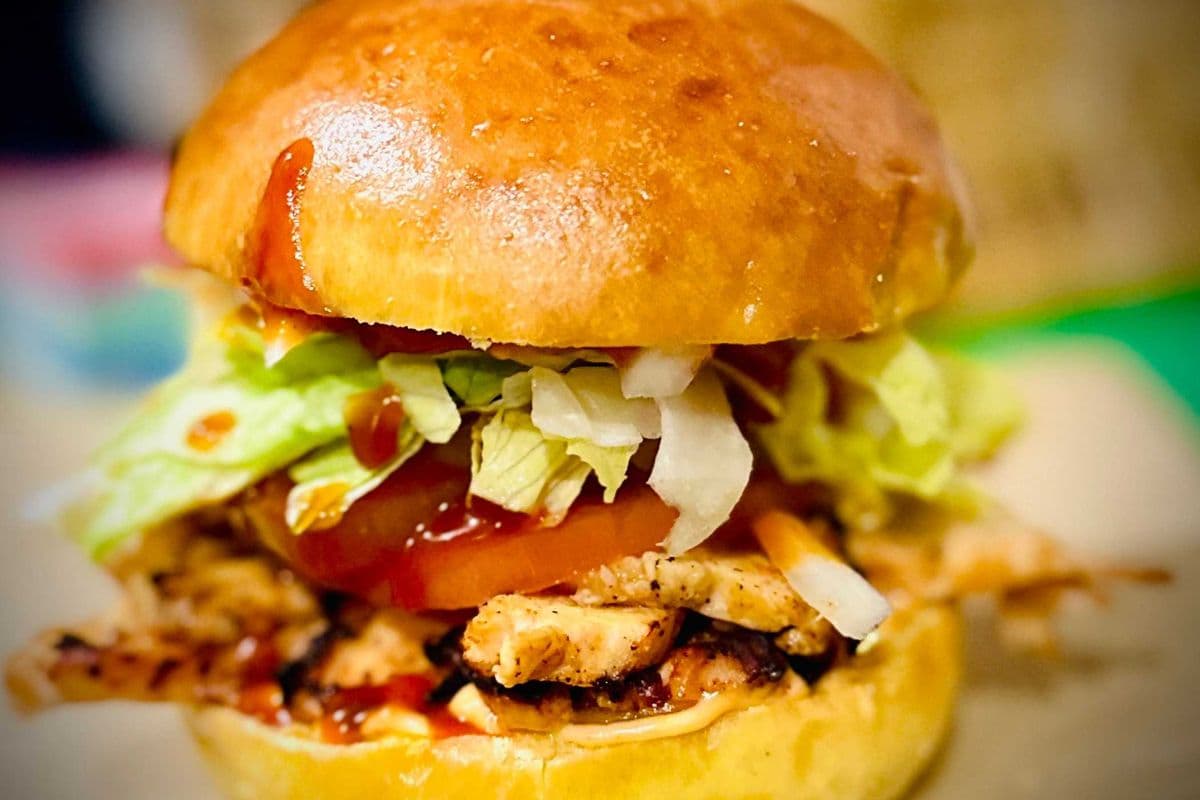 Chicken Sandwich & Fries