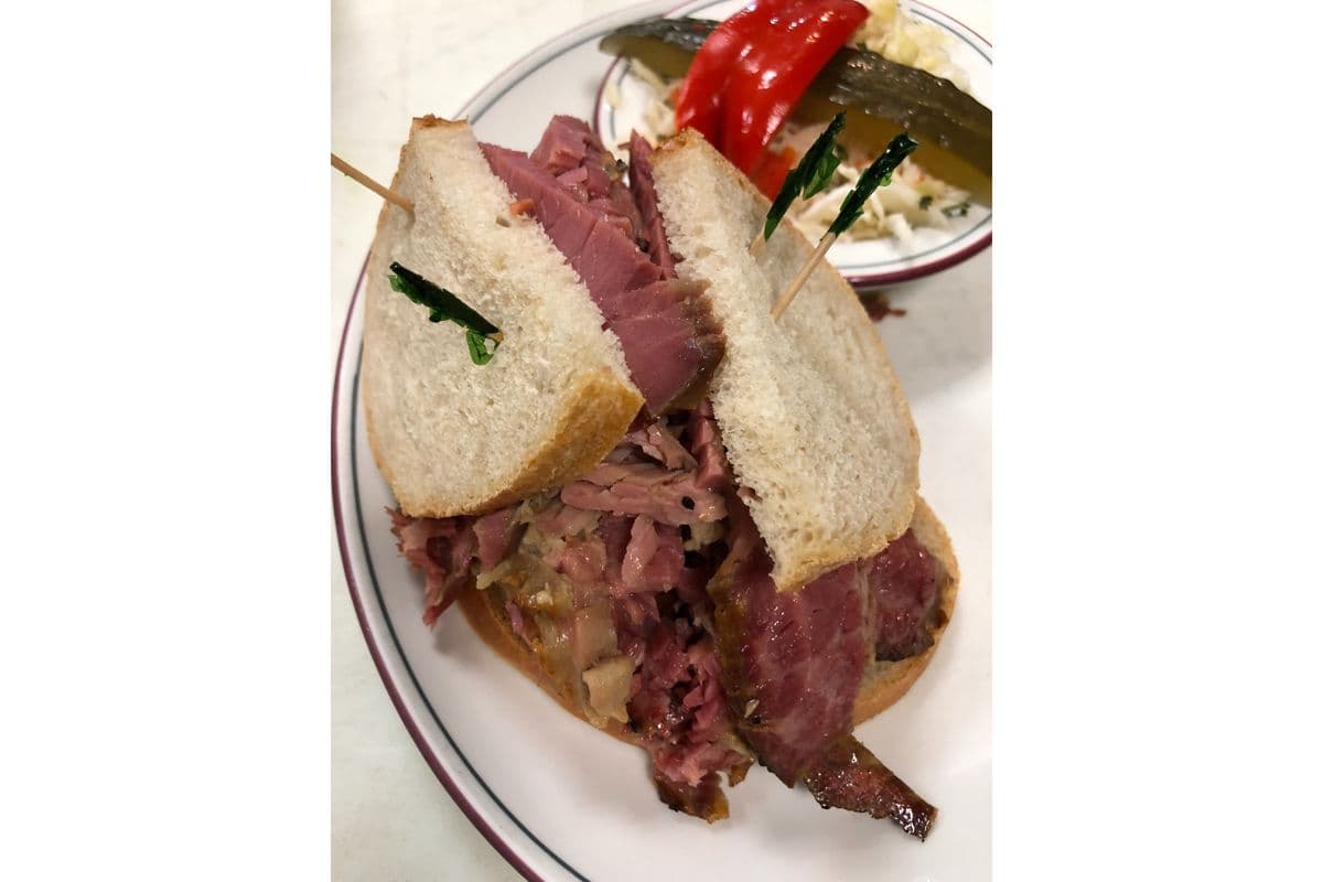 Mild Smoked Meat Sandwich