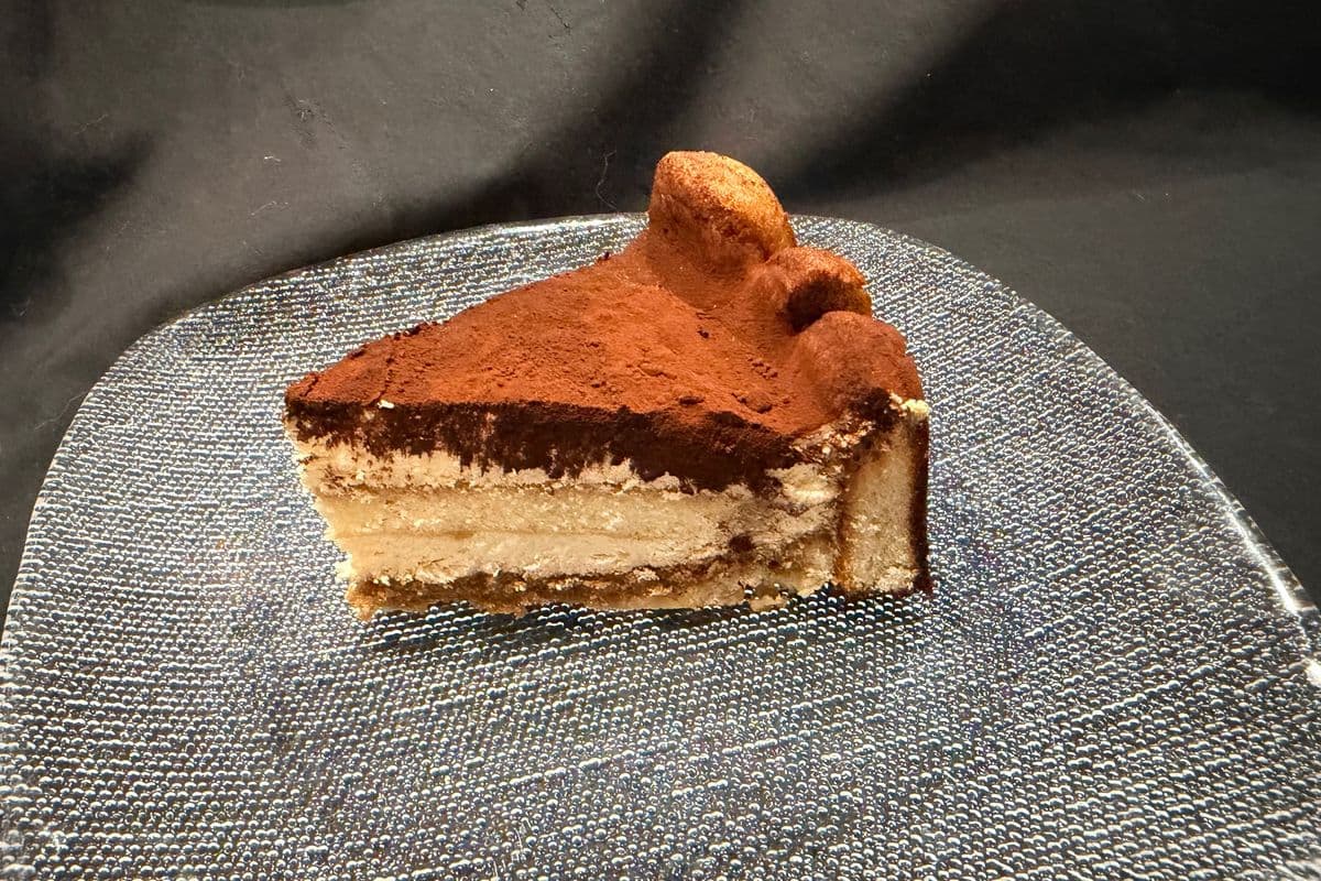 Tiramisu Mousse Cake