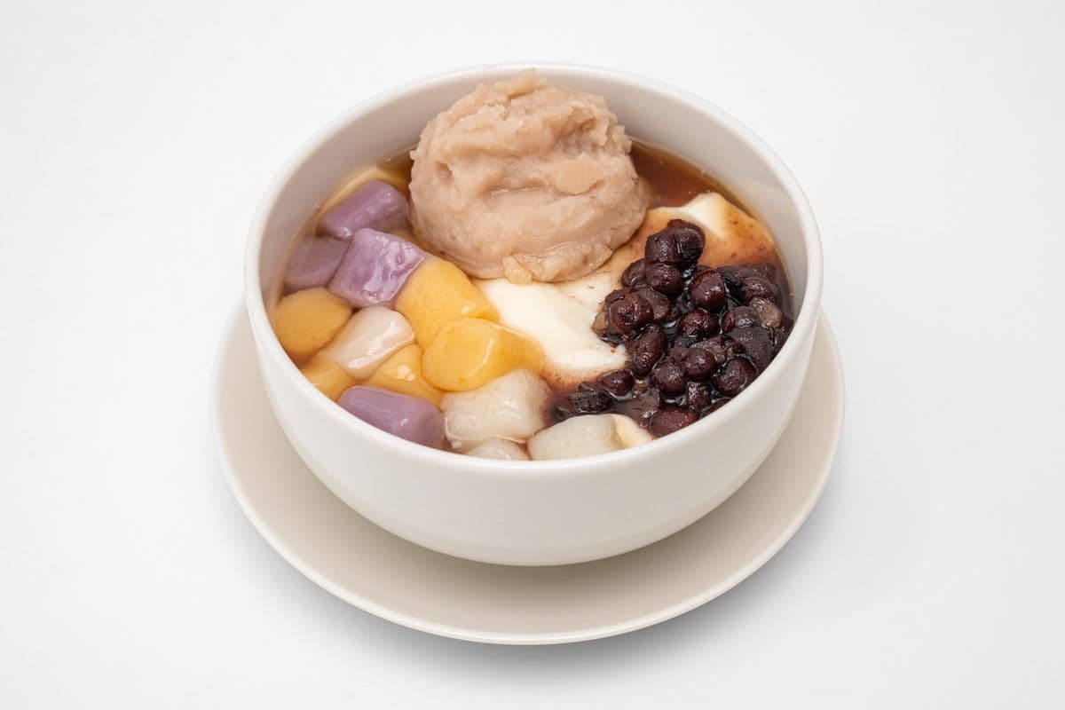 Tofu Pudding with Red Bean 红豆豆花