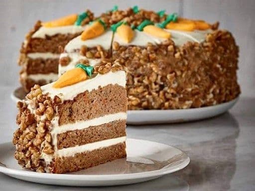 Jumbo Carrot Cake / Méga gâteau aux carottes