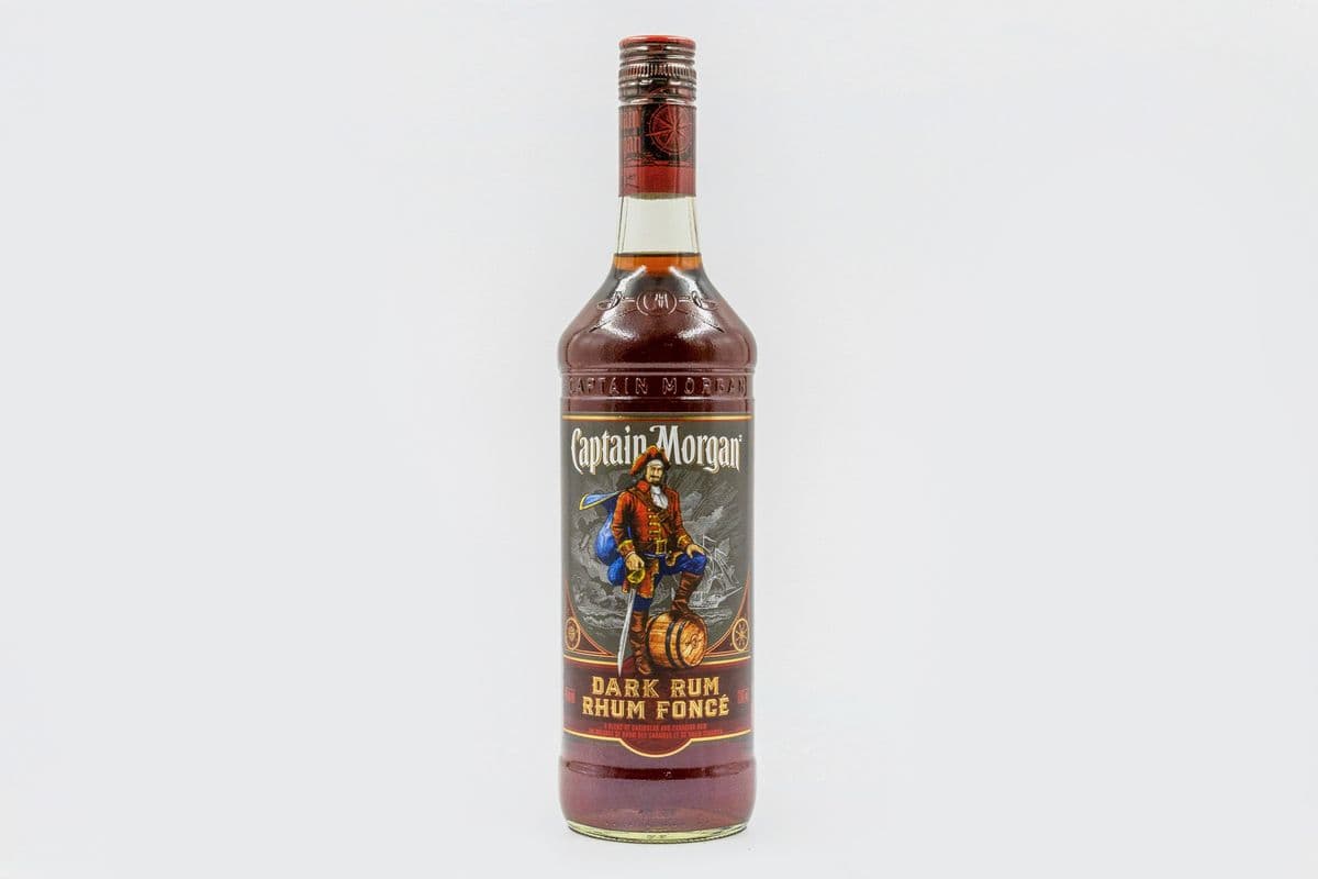CAPTAIN MORGAN DARK RUM (1 x 750ML)