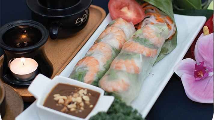 A2. Salad Rolls (2 pcs) (Gõi Cuớn)