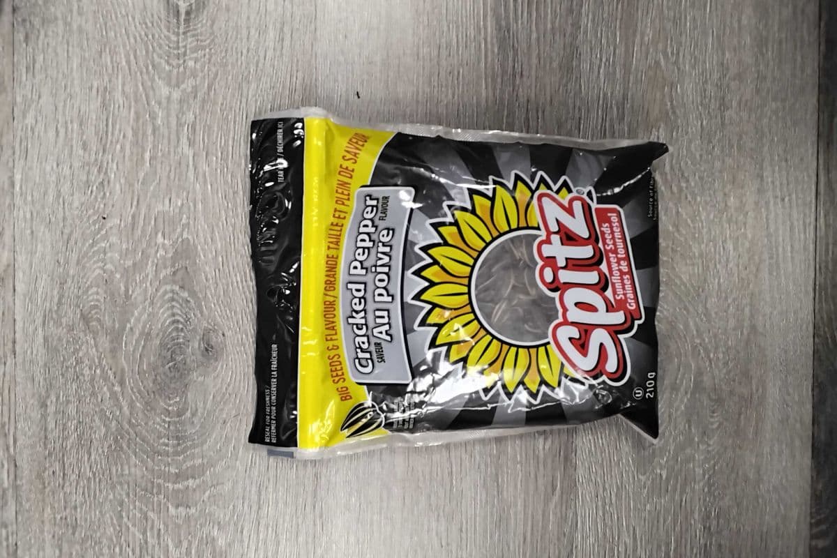 Spitz Sunflower Seeds Cracked Pepper 210g