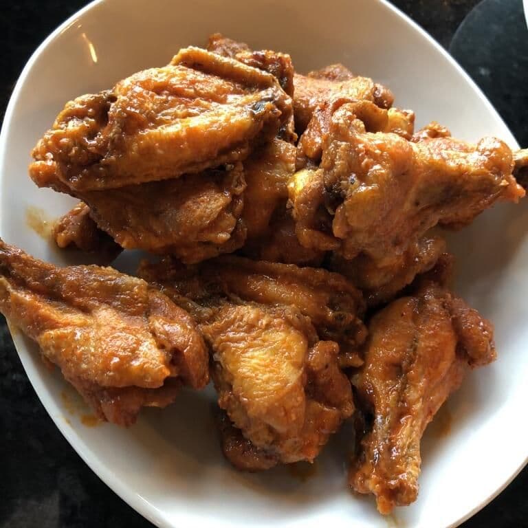6 AILES DE POULET / 6 CHICKEN WINGS