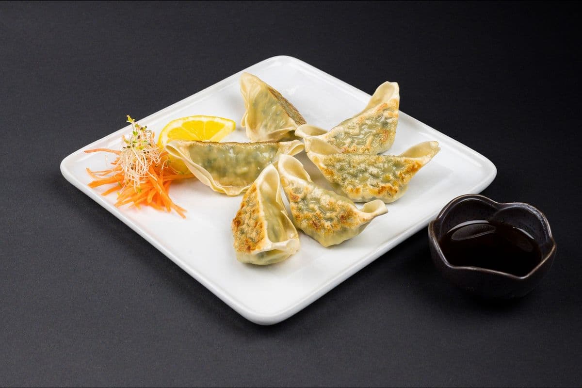 Pork Gyoza (6 Pieces)