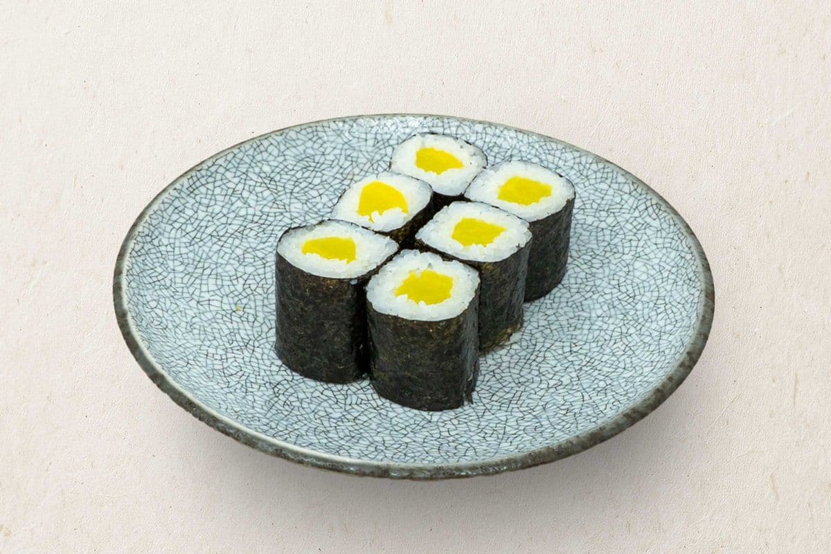 Oshinko Maki (Vegetarian) (6pcs)