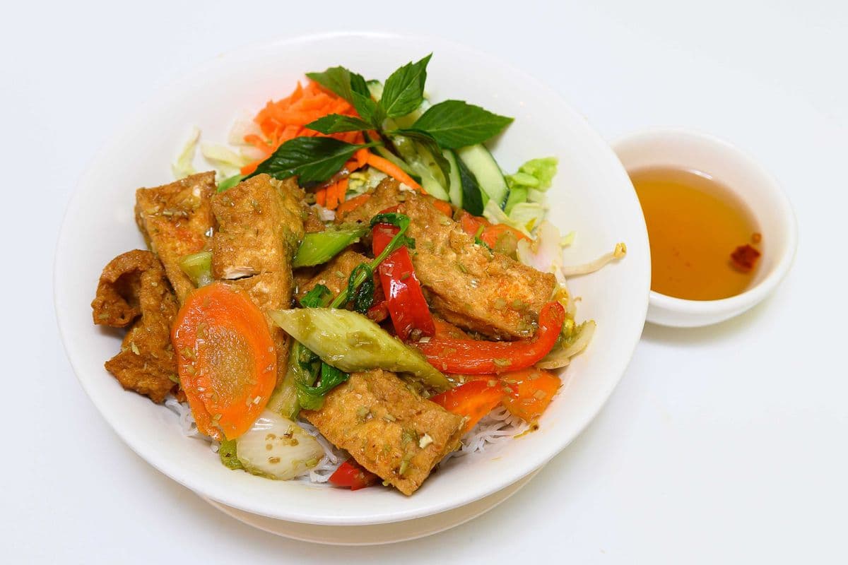 111. Spicy Stir Fried Lemongrass Tofu and Vegetables with Vermicelli