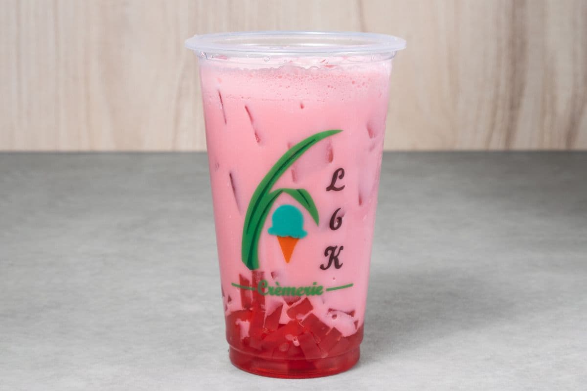 Thé aux Perles à la Fraise / Strawberry Bubble Tea