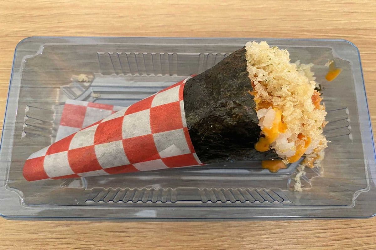Spicy Salmon Hand Roll