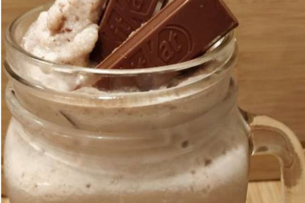 Z8. Kit Kat Smoothie Kit Kat 奶昔