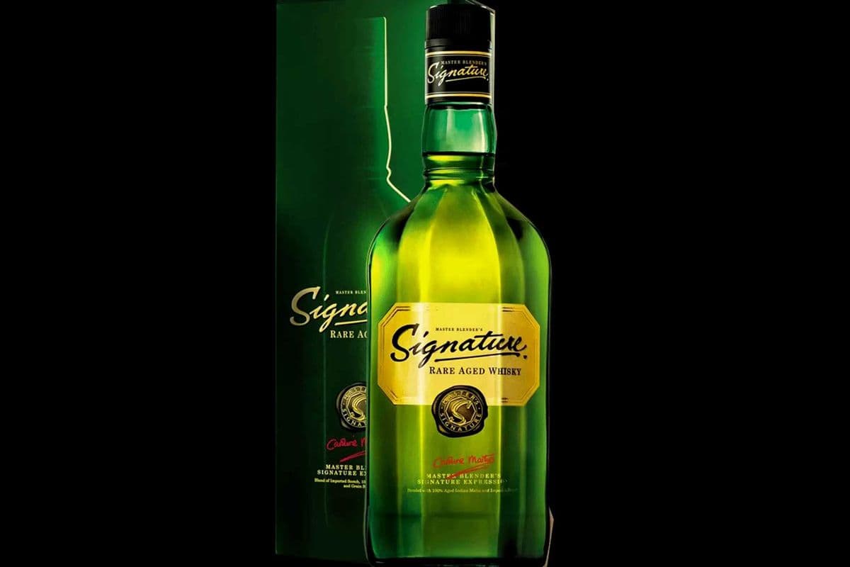 SIGNATURE RARE WHISKY (1 x 750 ML) (1 x 750ml)