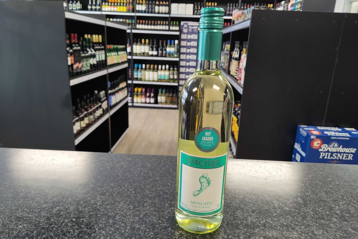 Barefoot – Moscato (1 x 750ml Bottle )
