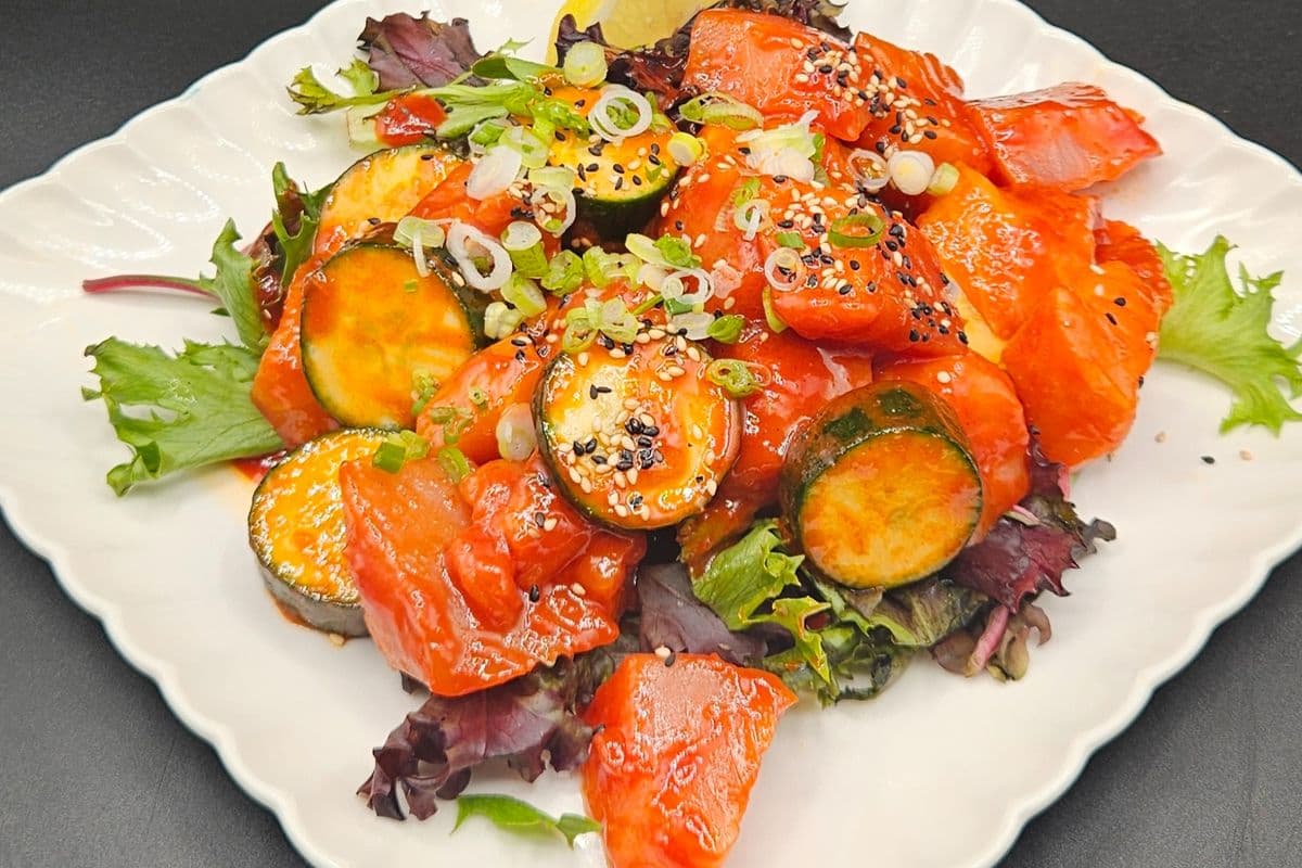 Spicy Salmon and Tuna Sashimi
