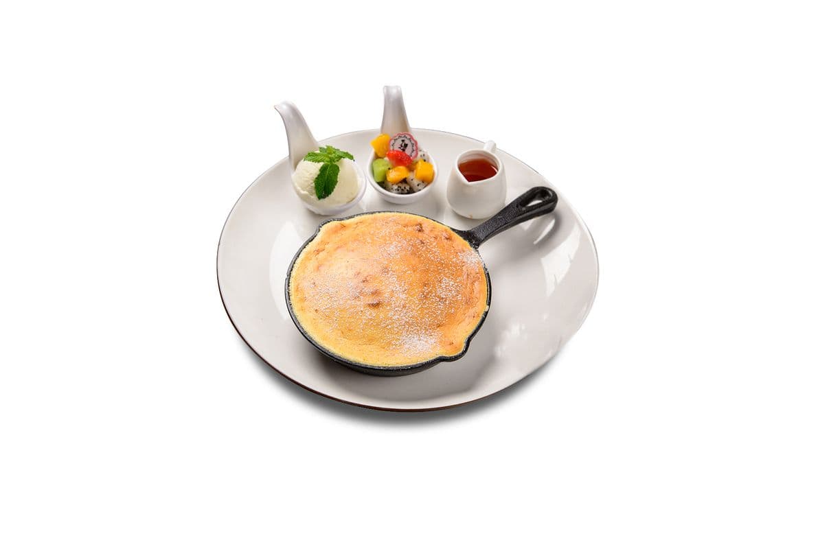 A03. House Special Molton Cream Cheesecake
