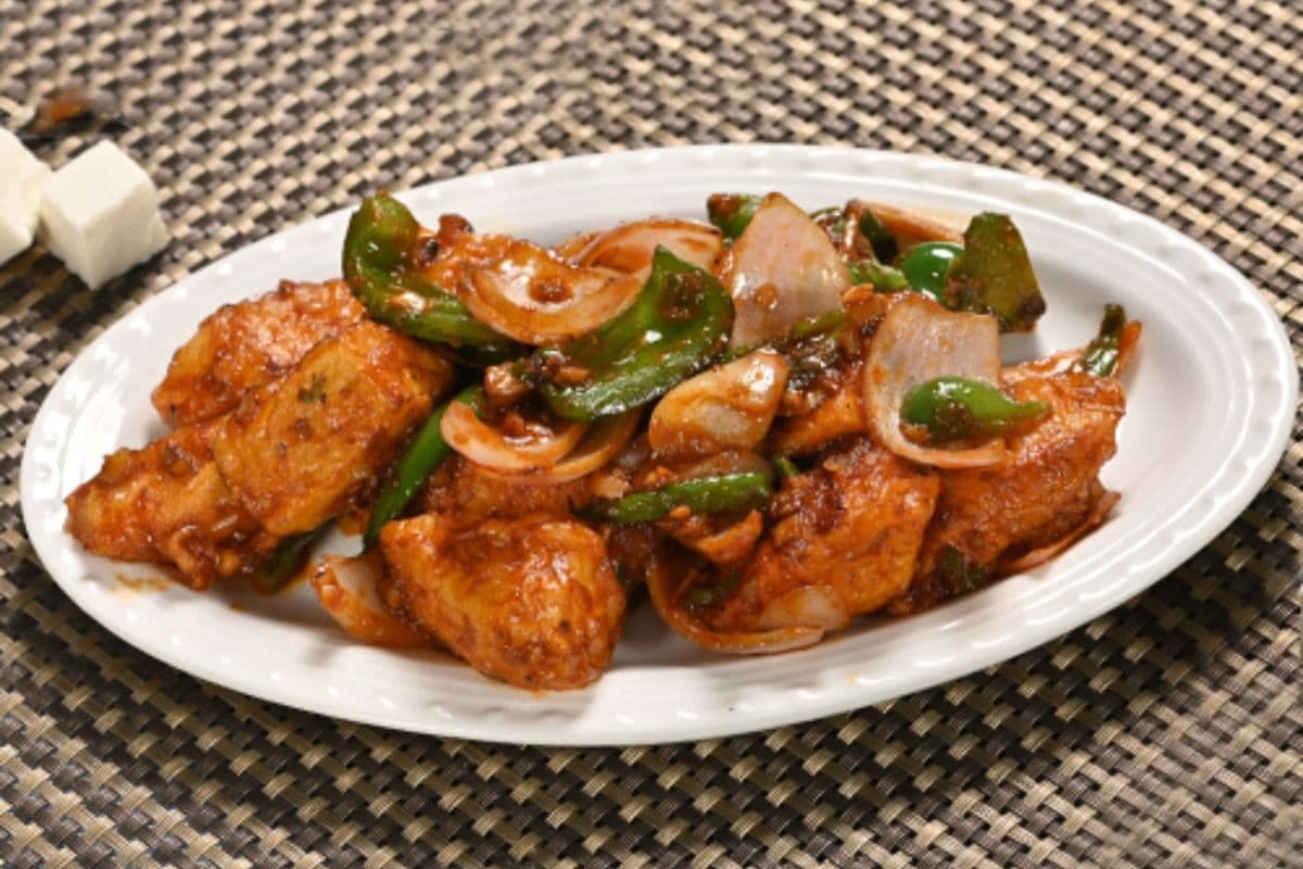 PANEER CHILLY (DRY / GRAVY)