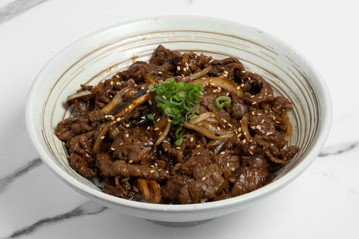 75. Teriyaki Beef (AAA Beef) or Chicken with Rice