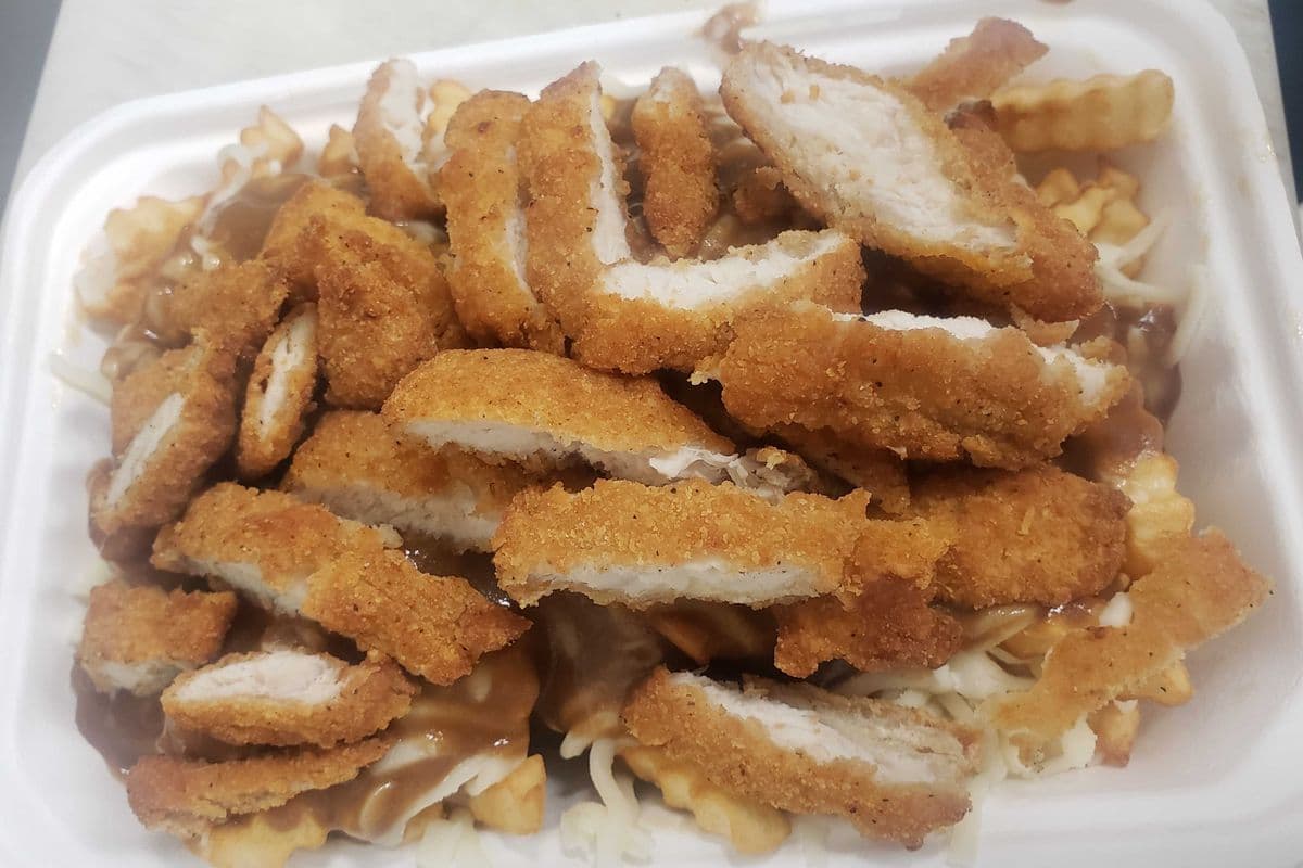 Crispy chicken fries poutine